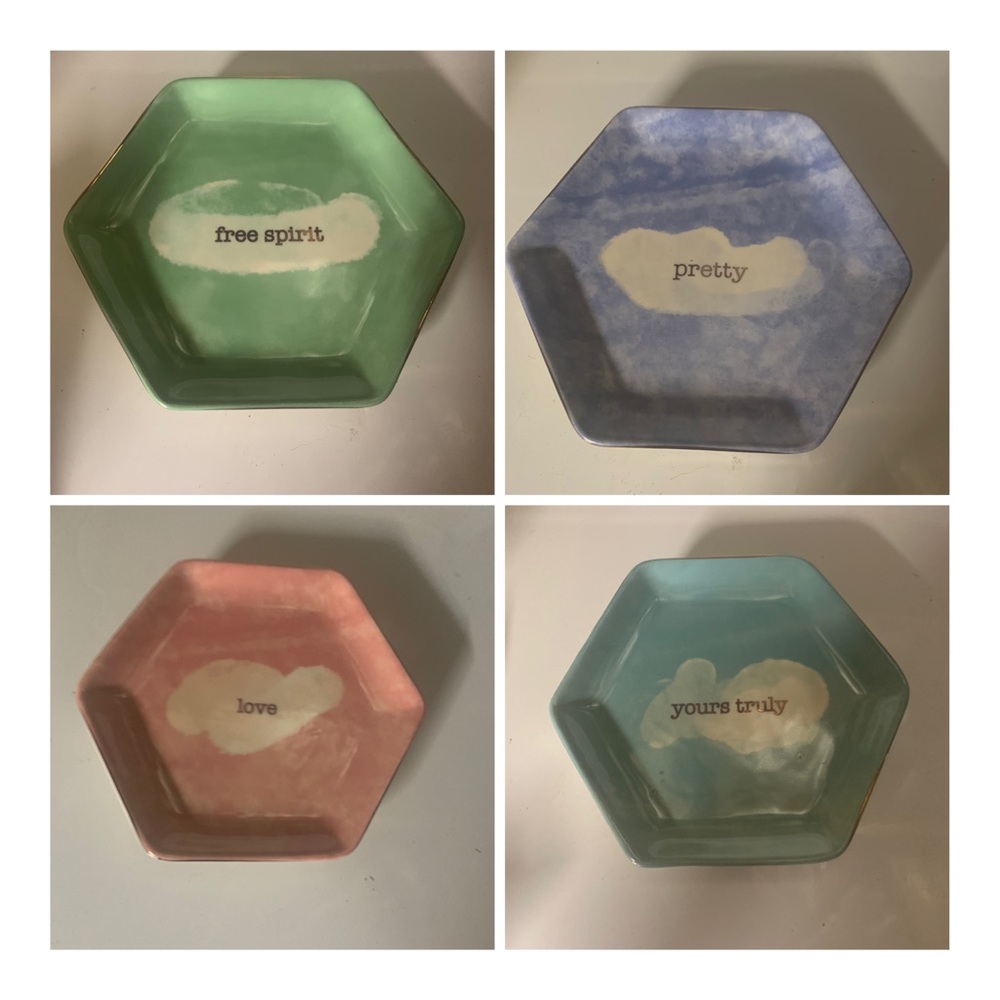 Sweet set of 4 Trinket dishes
